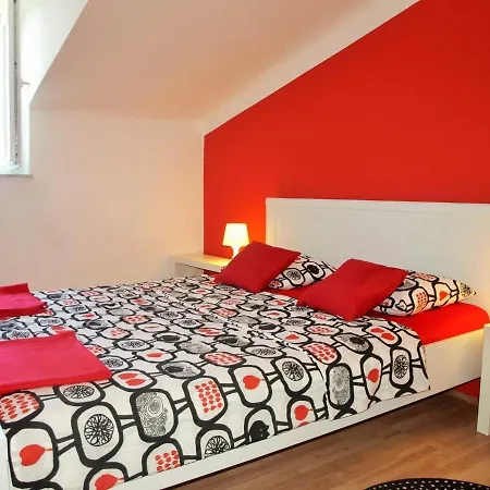 Апартаменты By The Sea - 11185