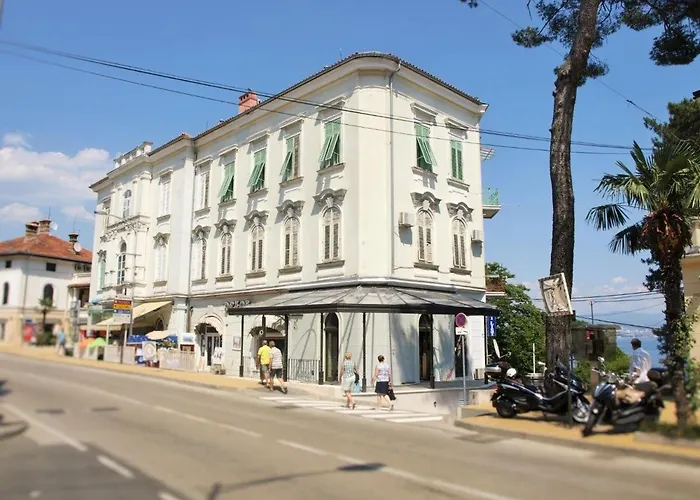 Apartman By The Sea - 11185 Opatija